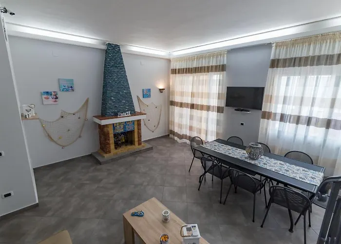 Castello Di Sabbia Couette-café Trabia