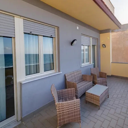 Bed & Breakfast Castello Di Sabbia 4*