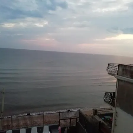 Bed & Breakfast Castello Di Sabbia 4*