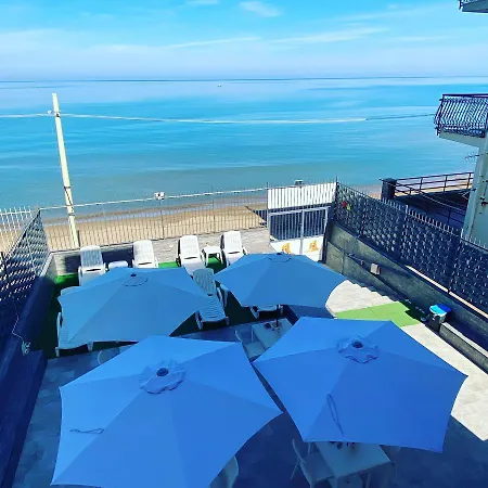 Castello Di Sabbia 4* Trabia