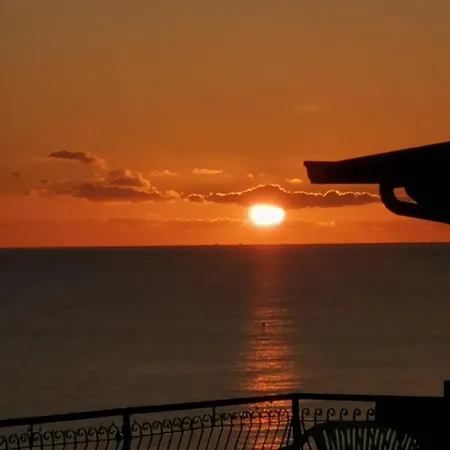 Bed & Breakfast Castello Di Sabbia Trabia