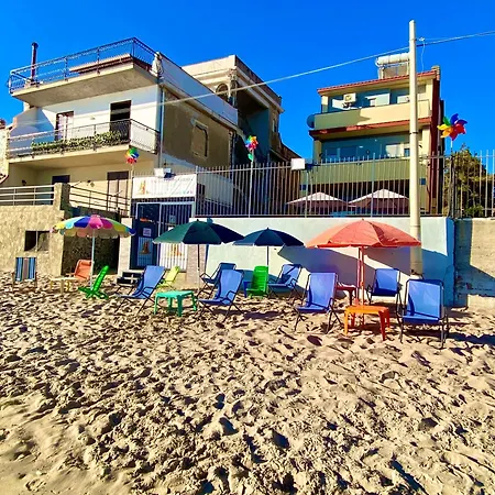 Castello Di Sabbia Bed & Breakfast 4*