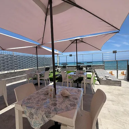 Castello Di Sabbia 4* トラビーア