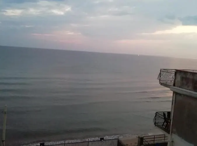 Bed & Breakfast Castello Di Sabbia 4*