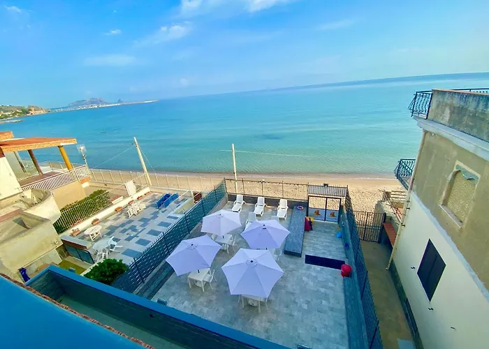 Castello Di Sabbia Bed & Breakfast 4*